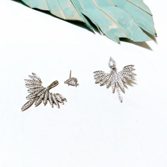 Diamond decor stud earrings S186 - Picture 3 of 3